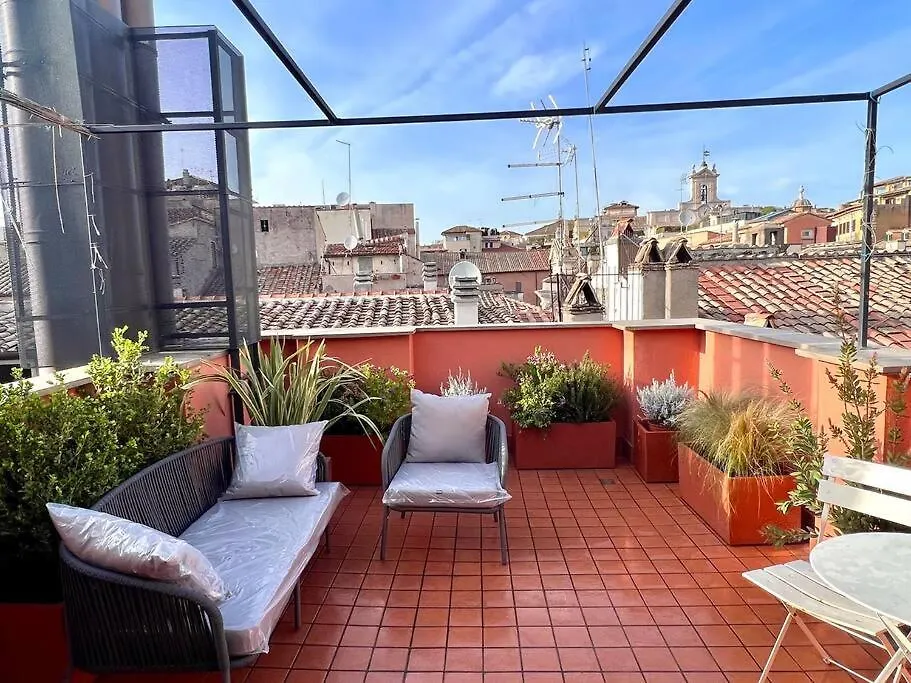 New! Uptown Terraces Apartment Rome Italy