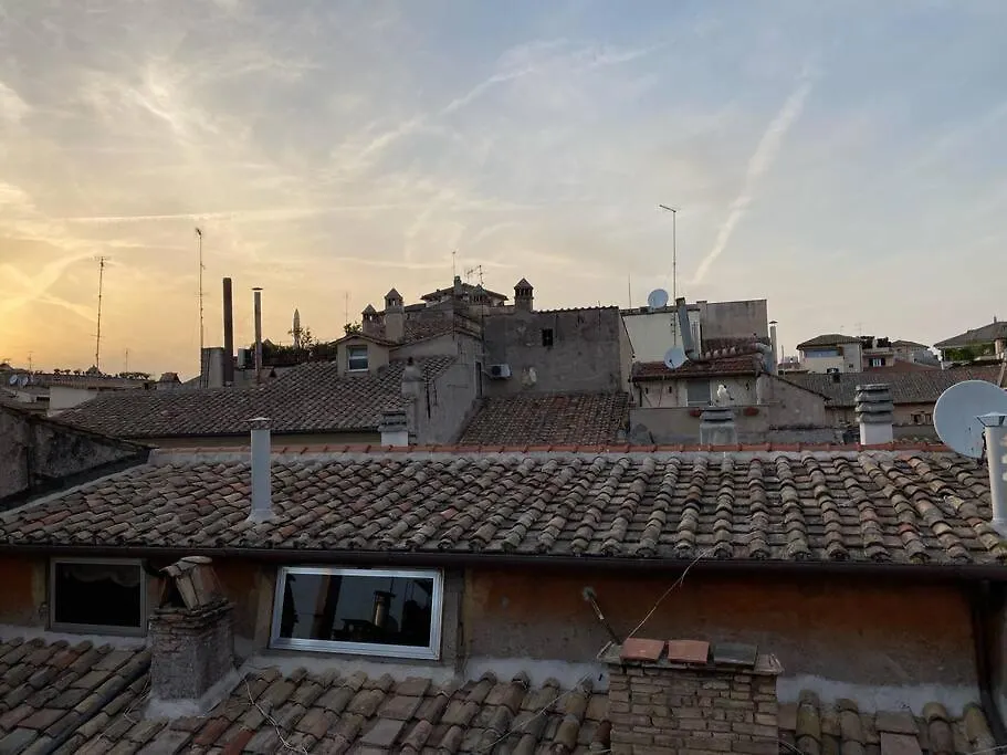 New! Uptown Terraces Apartment Rome
