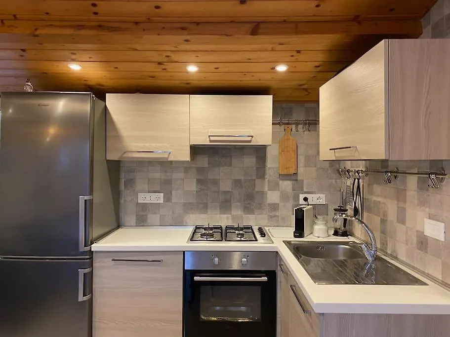 New! Uptown Terraces Apartment Rome